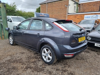Used Ford Focus 2010 for sale - 75162196: Photo