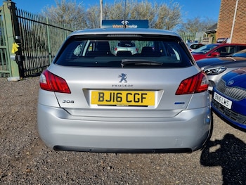 Used Peugeot 308 2016 for sale - 78765519: Photo