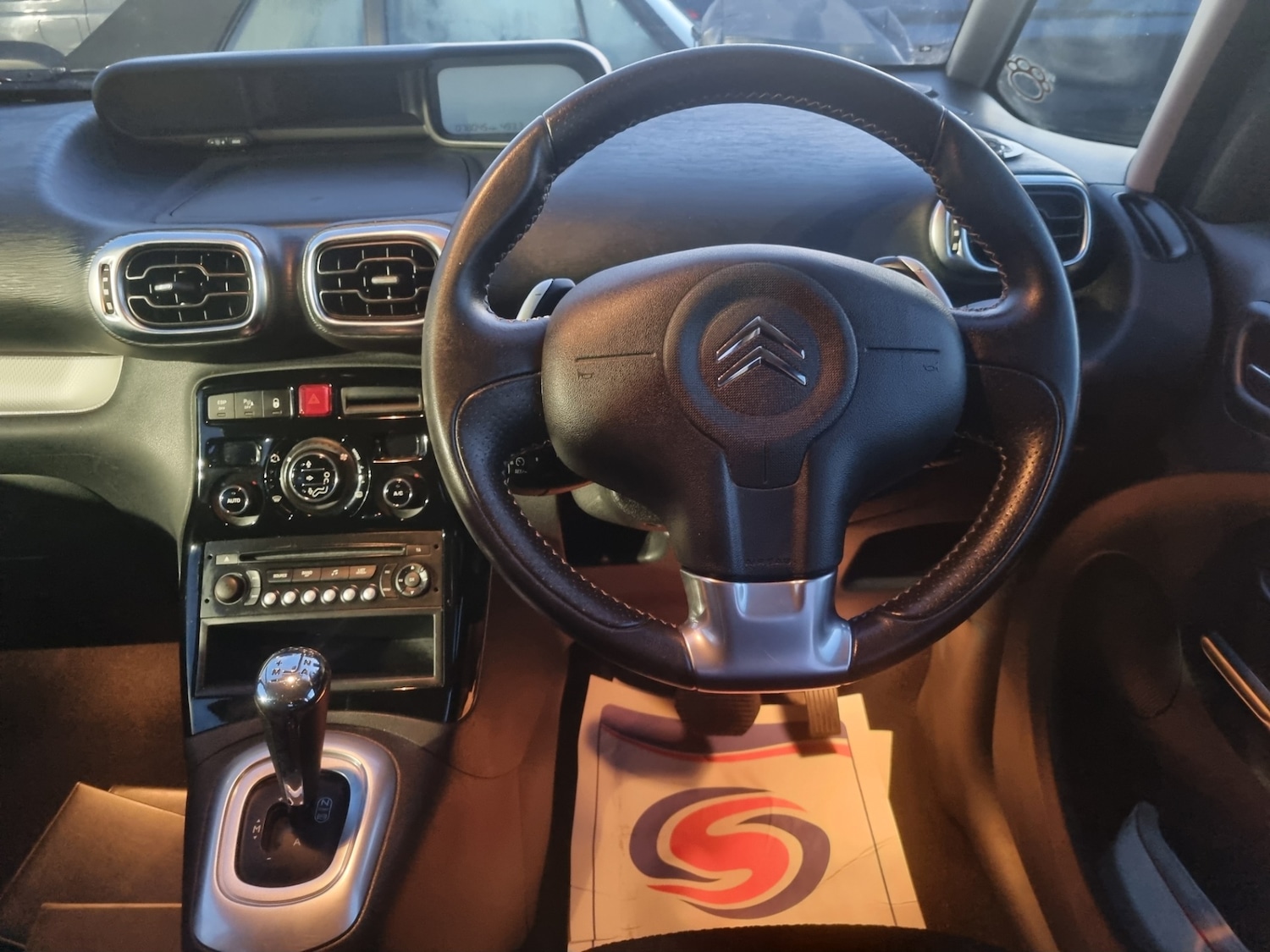 Used Citroen C3 Picasso 2012 for sale - 76519800: Photo 10