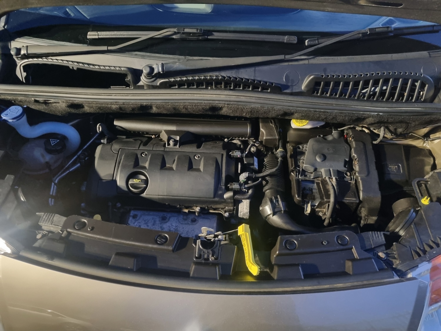 Used Citroen C3 Picasso 2012 for sale - 76519800: Photo 20