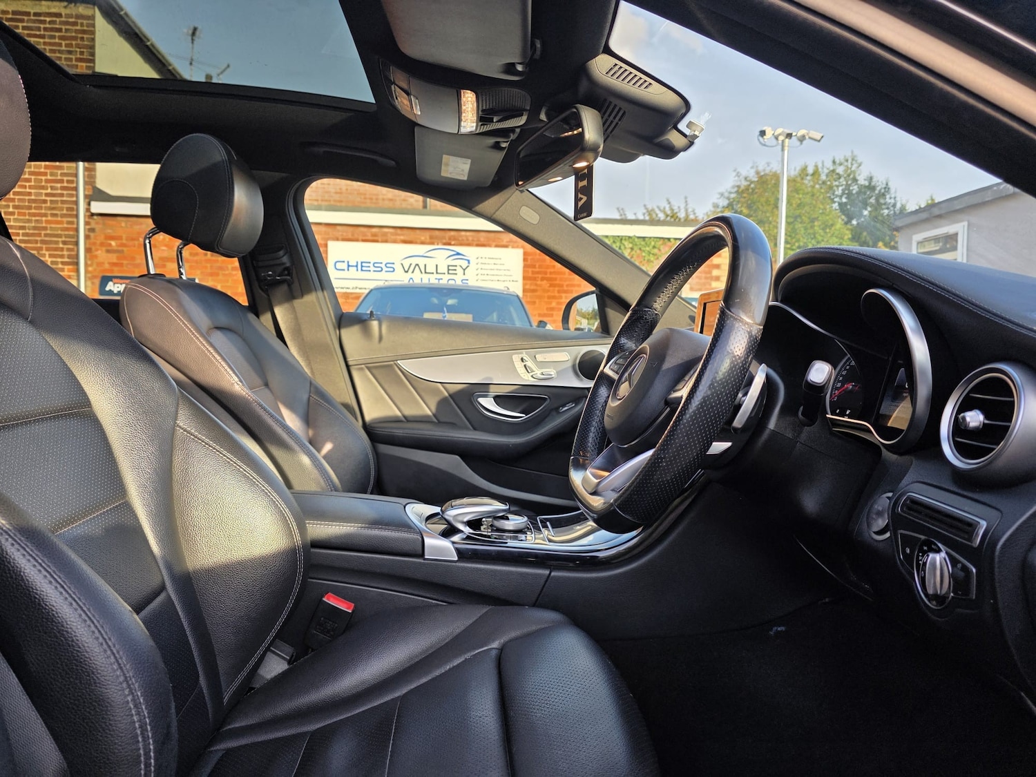 Used Mercedes-Benz C Class 2015 for sale - 76836507: Photo 11