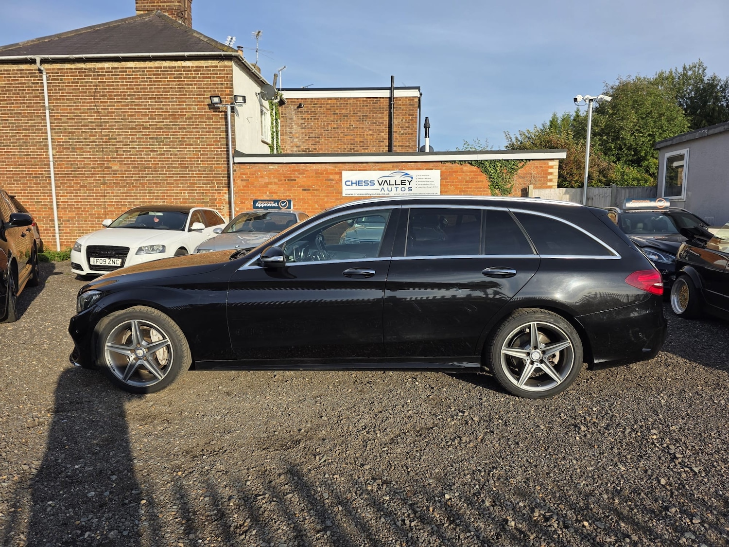 Used Mercedes-Benz C Class 2015 for sale - 76836507: Photo 4