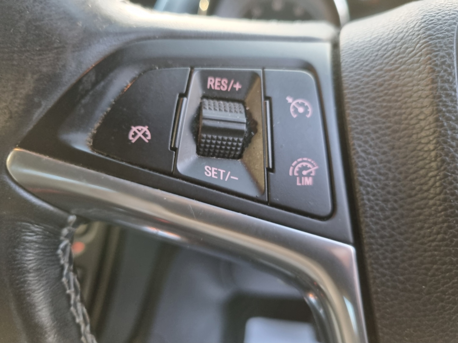 Used Vauxhall Mokka 2014 for sale - 76856269: Photo 27