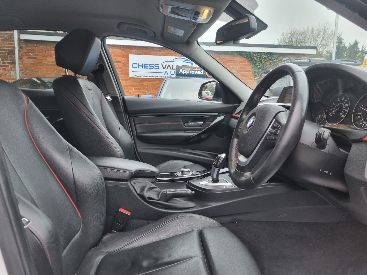 Used BMW 3 Series 2015 for sale - 77826602: Photo 12