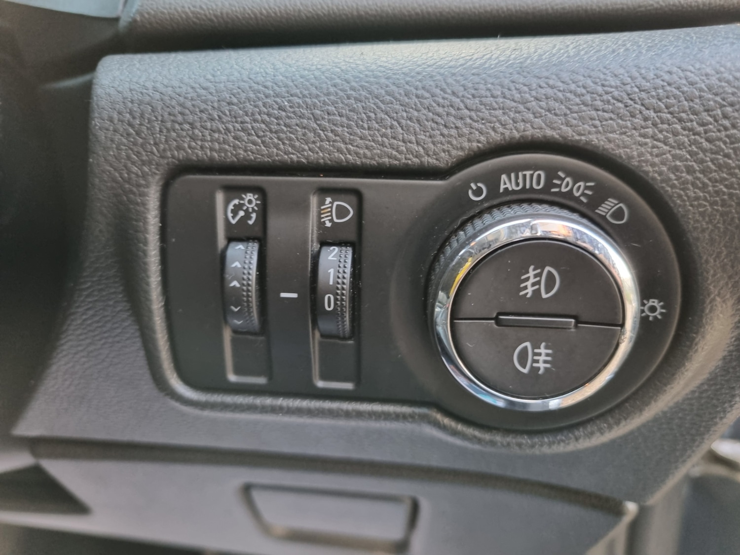 Used Vauxhall Astra 2012 for sale - 76369532: Photo 27