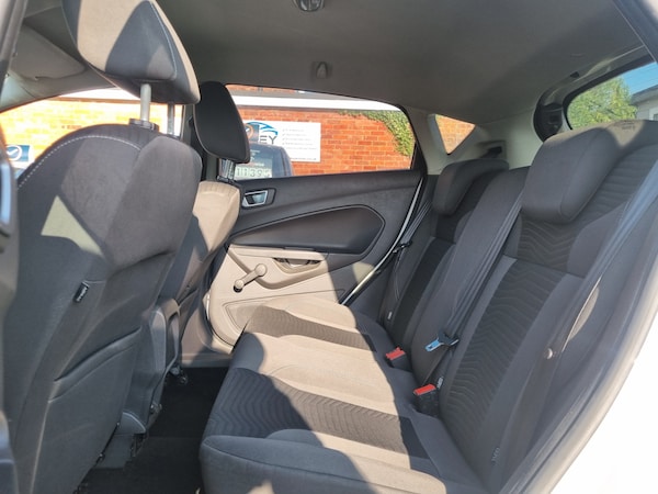 Used Ford Fiesta 2015 for sale - 74976656: Photo 17