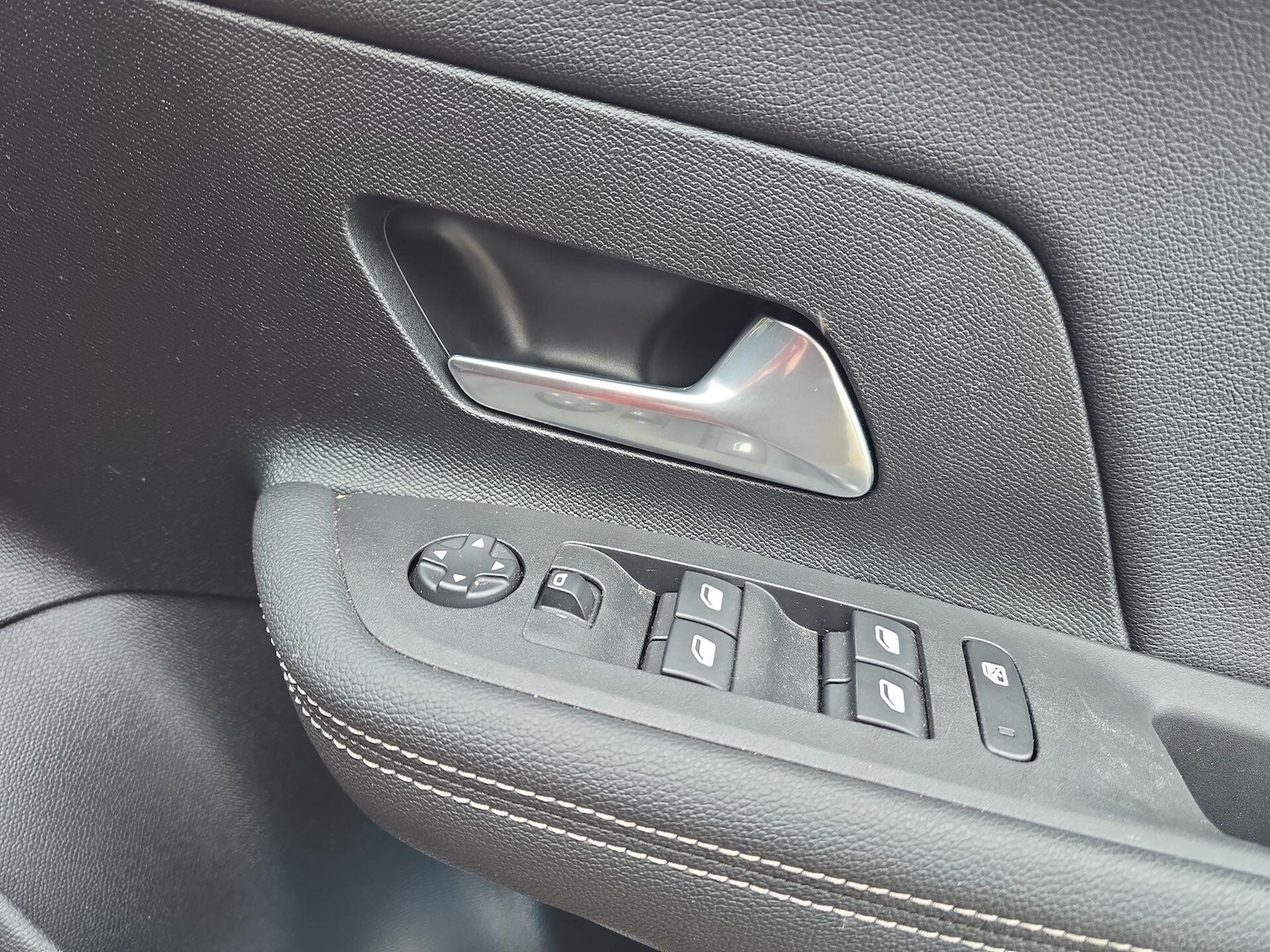 Used Vauxhall Mokka for sale - 77883404: Photo 9