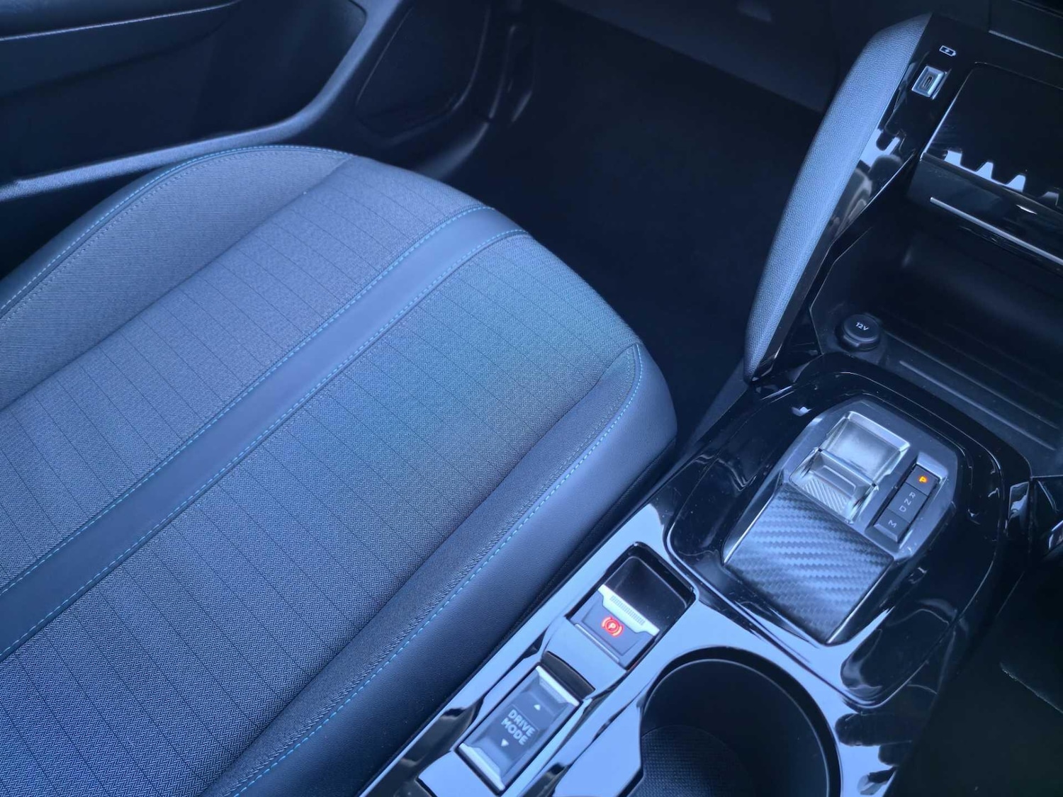 Used Peugeot 208 2022 for sale - 76645754: Photo 32