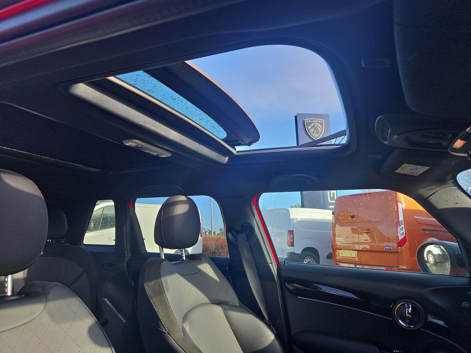 Used MINI Hatch 2023 for sale - 77411048: Photo 8