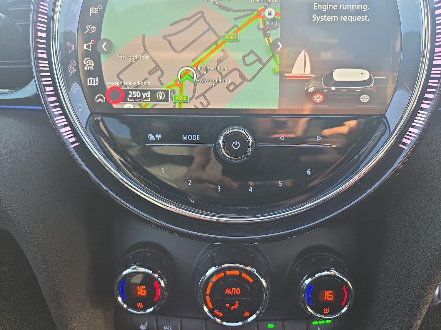 Used MINI Hatch 2023 for sale - 77411048: Photo 9