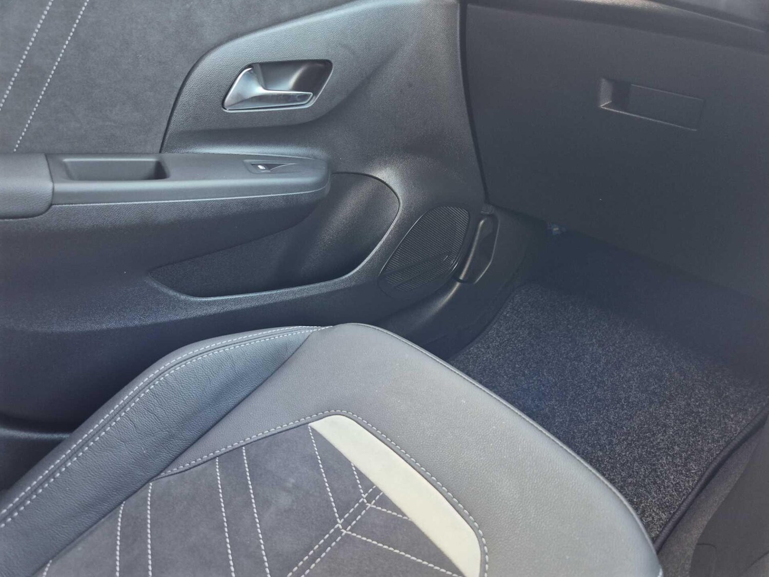 Used Vauxhall Corsa 2023 for sale - 75949093: Photo 32