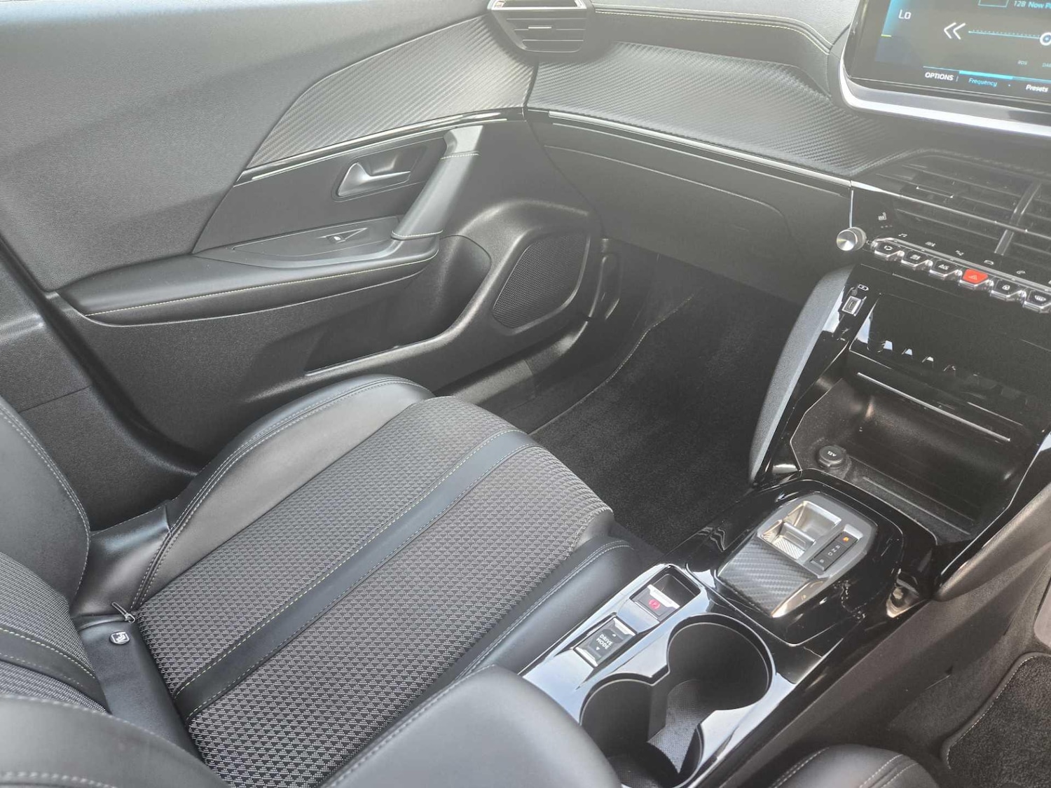 Used Peugeot 2008 2022 for sale - 75867157: Photo 28