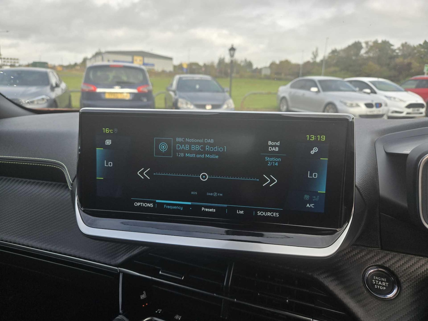 Used Peugeot 2008 2022 for sale - 75867157: Photo 30