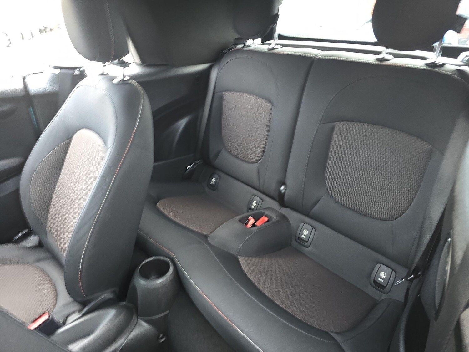 Used MINI Convertible 2016 for sale - 77574478: Photo 13