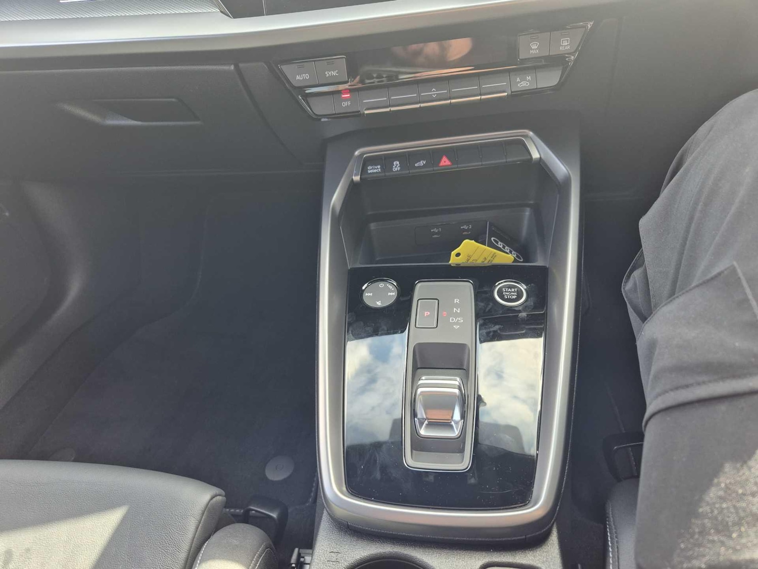 Vehicle 33
