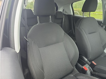 Used Peugeot 208 2018 for sale - 78230815: Photo