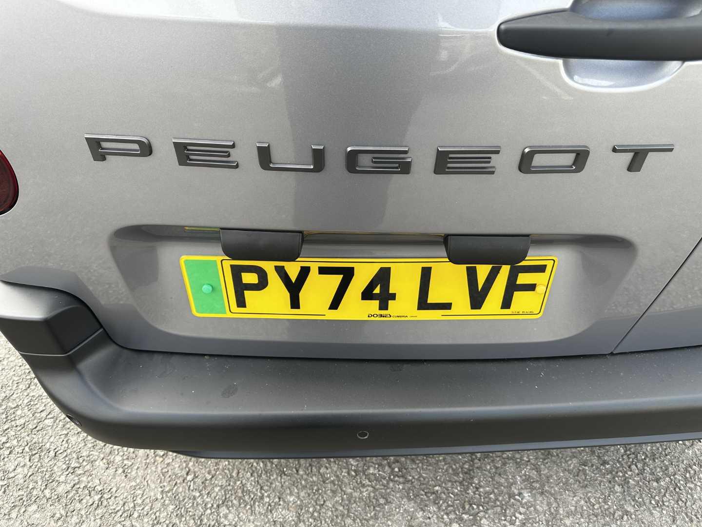 Vehicle 29