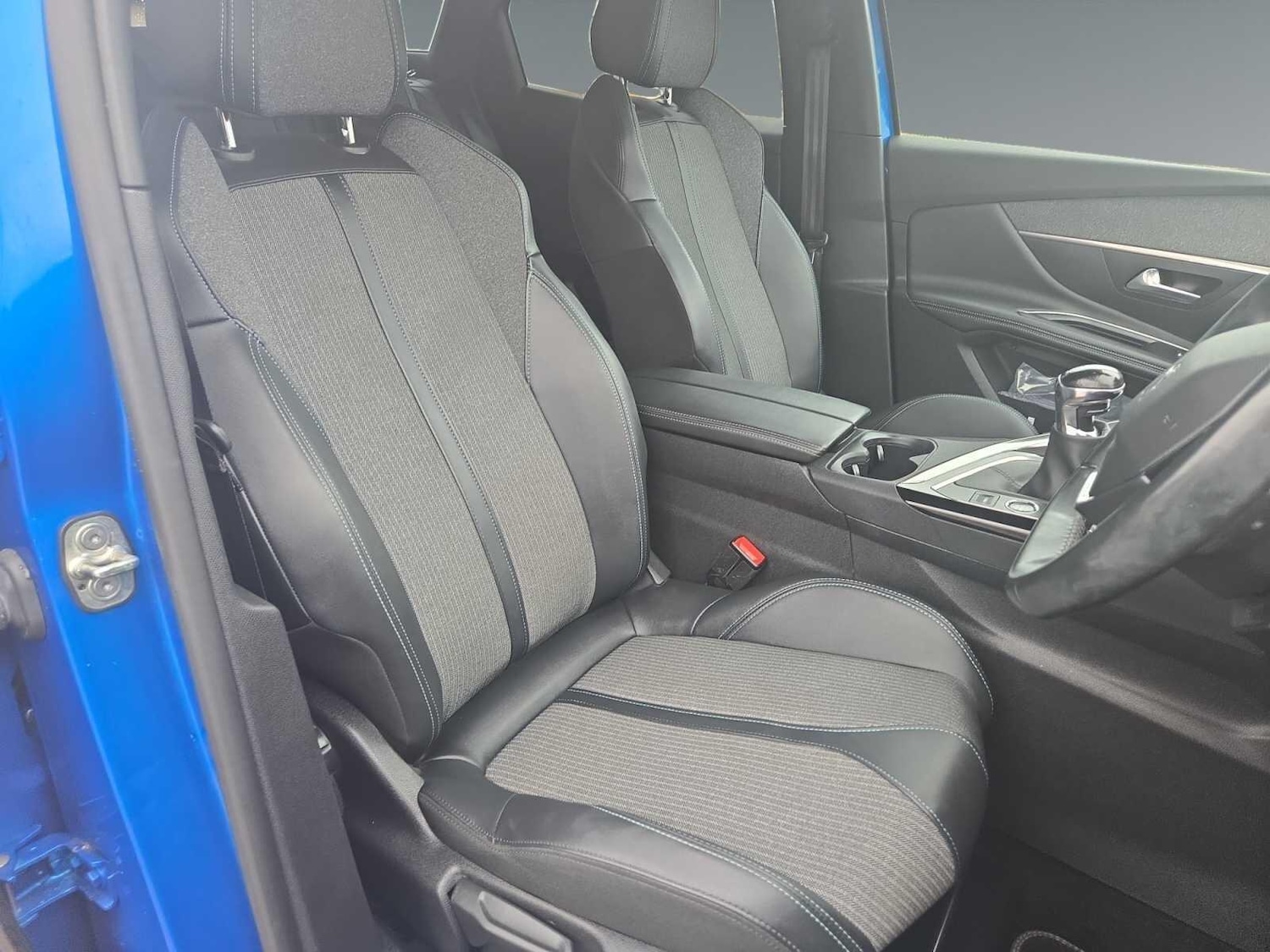 Used Peugeot 3008 2022 for sale - 76991189: Photo 11