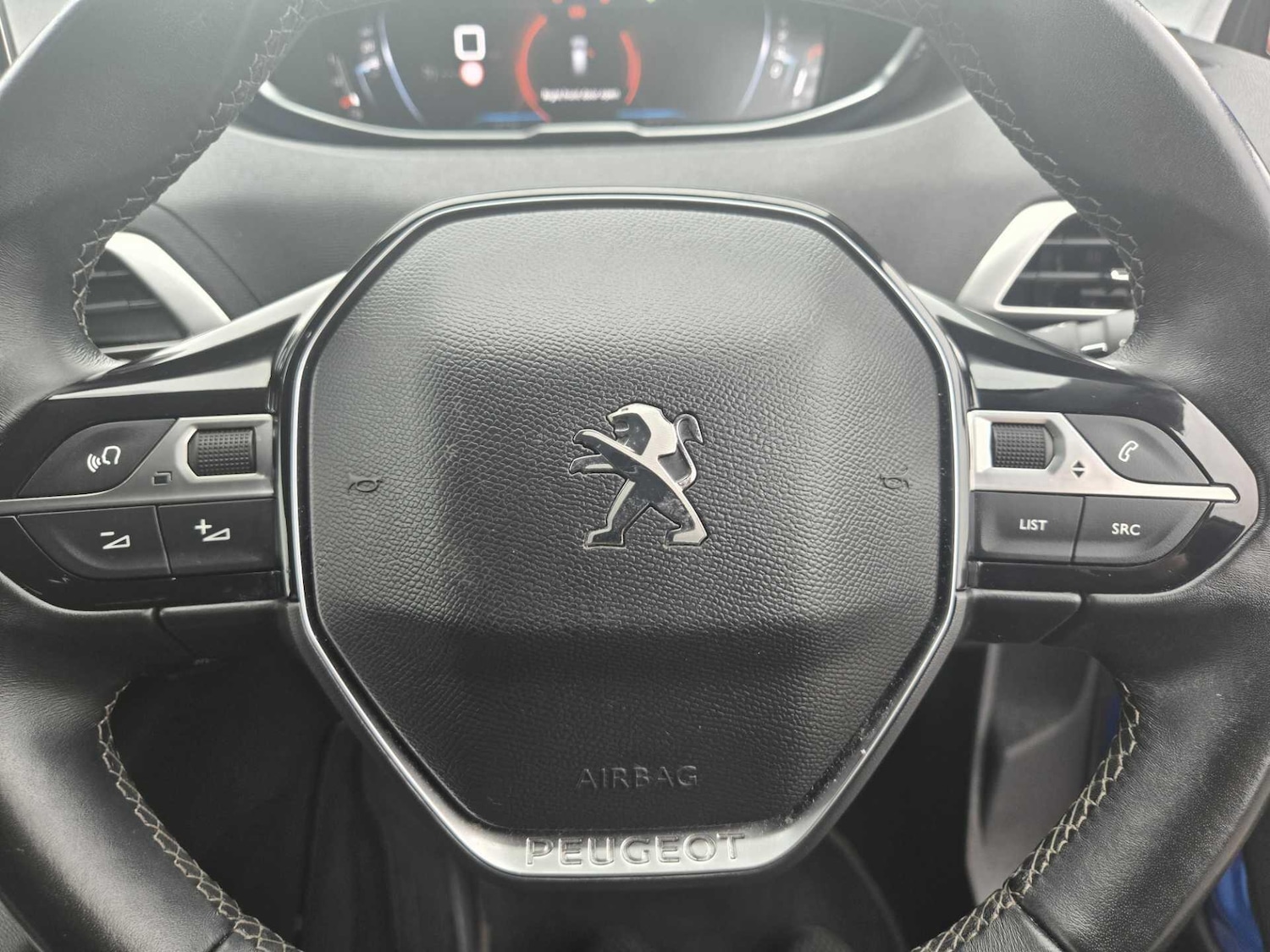 Used Peugeot 3008 2022 for sale - 76991189: Photo 24