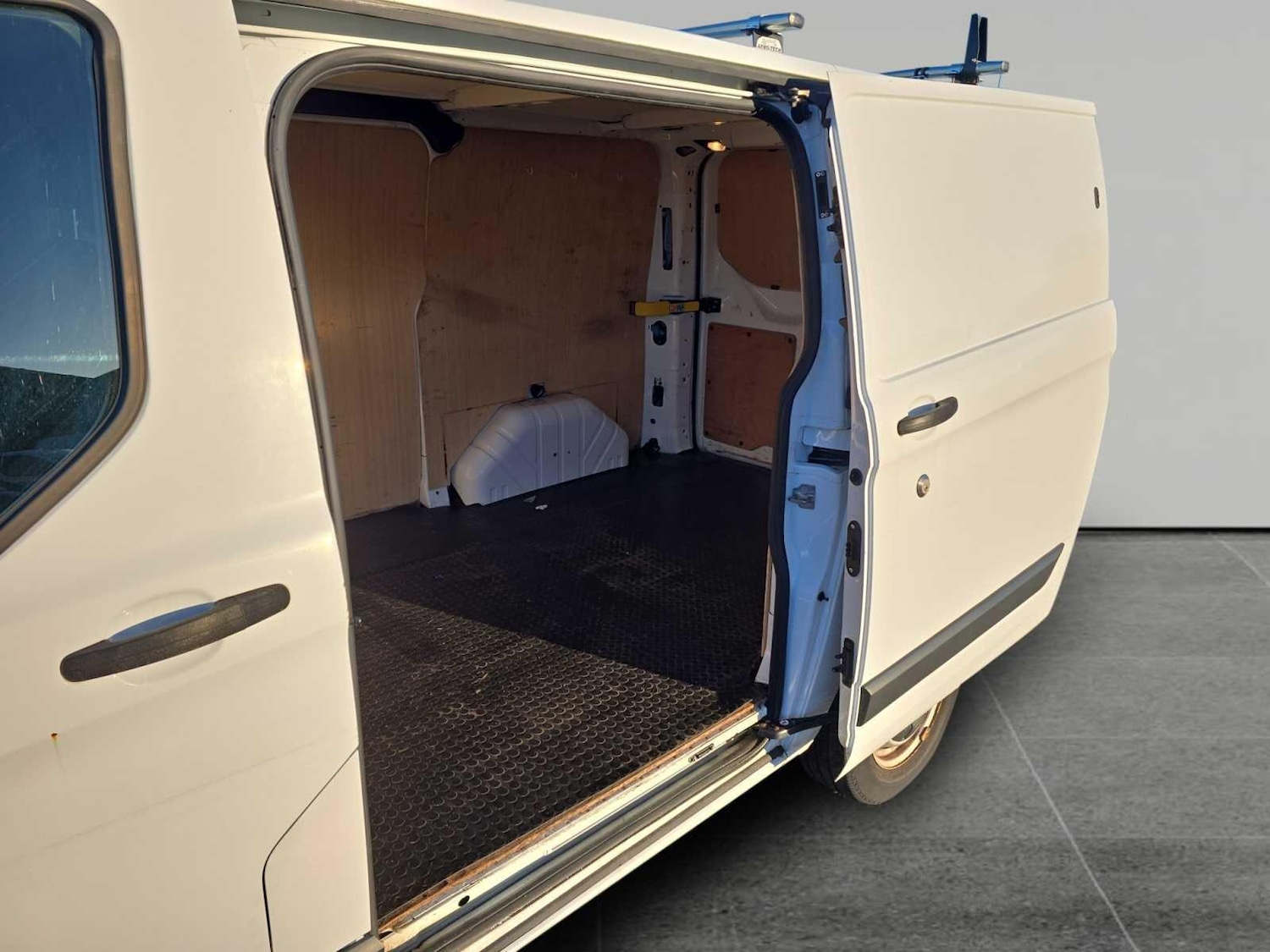 Used Ford Transit Custom 2019 for sale - 76646291: Photo 12