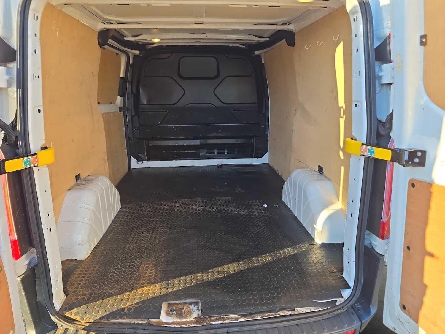 Used Ford Transit Custom 2019 for sale - 76646291: Photo 15