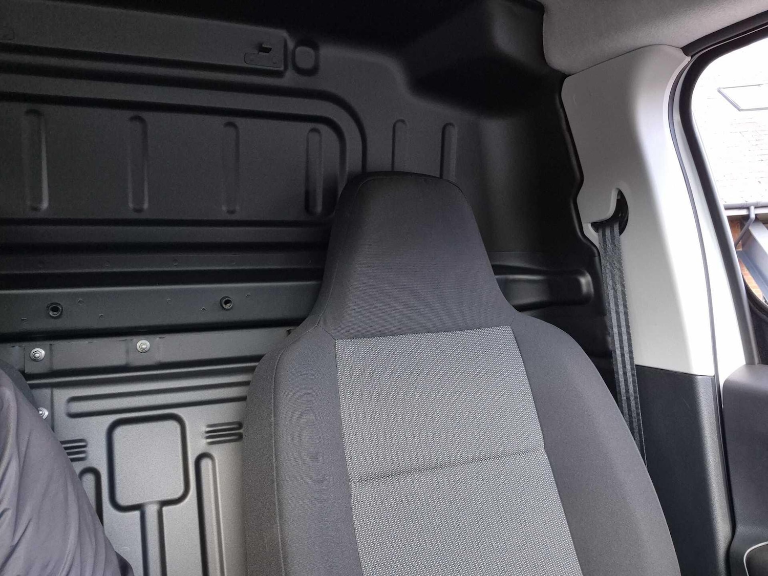 Used Peugeot Partner 2024 for sale - 76989748: Photo 33