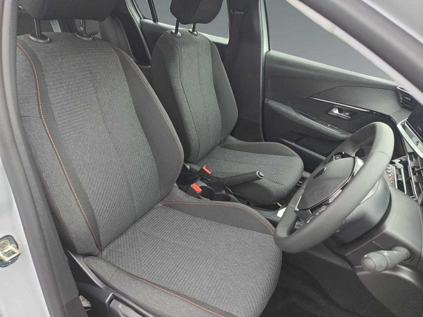 Used Peugeot 208 2025 for sale - 76926423: Photo 16