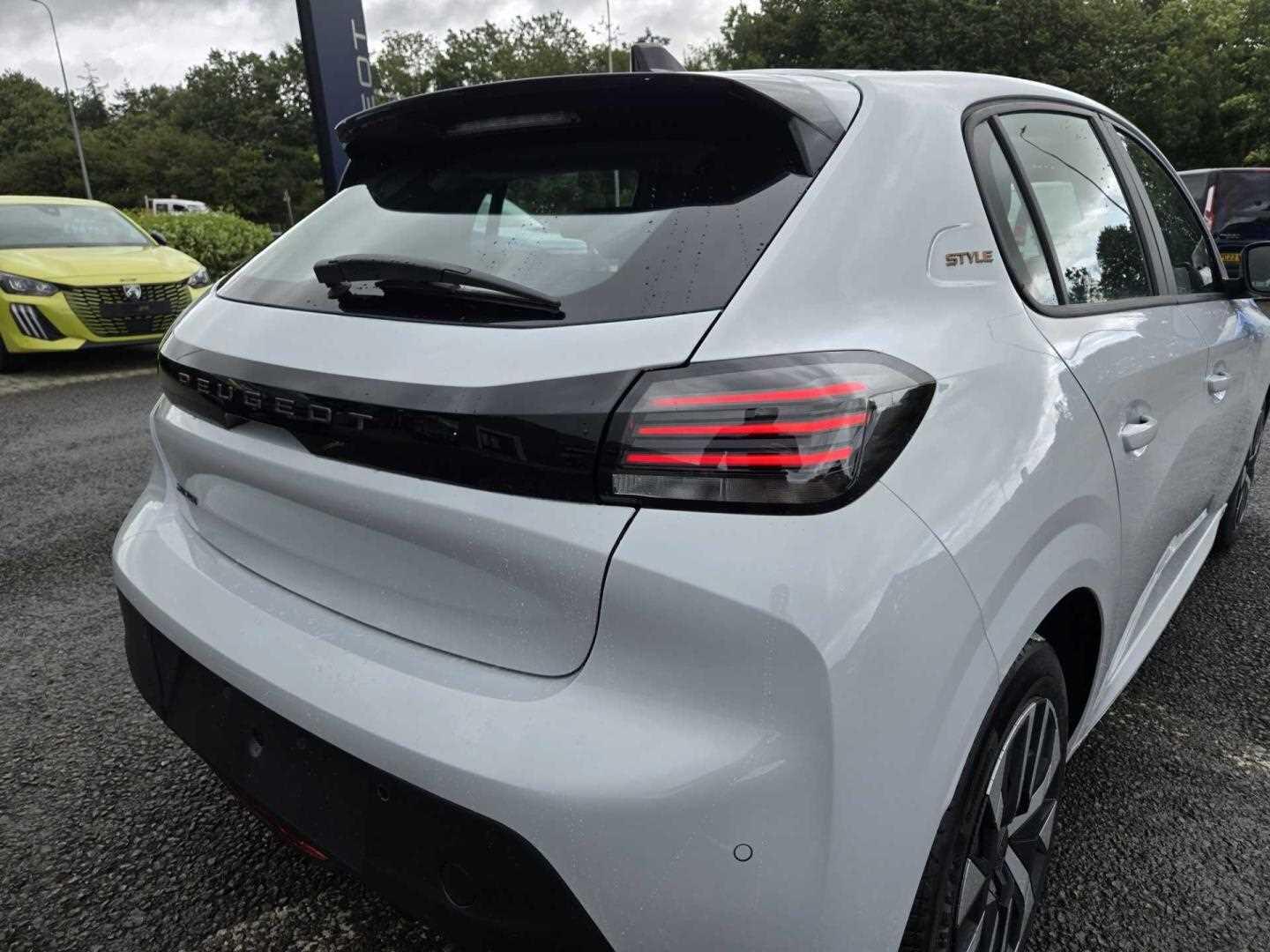 Used Peugeot 208 2025 for sale - 76926423: Photo 31