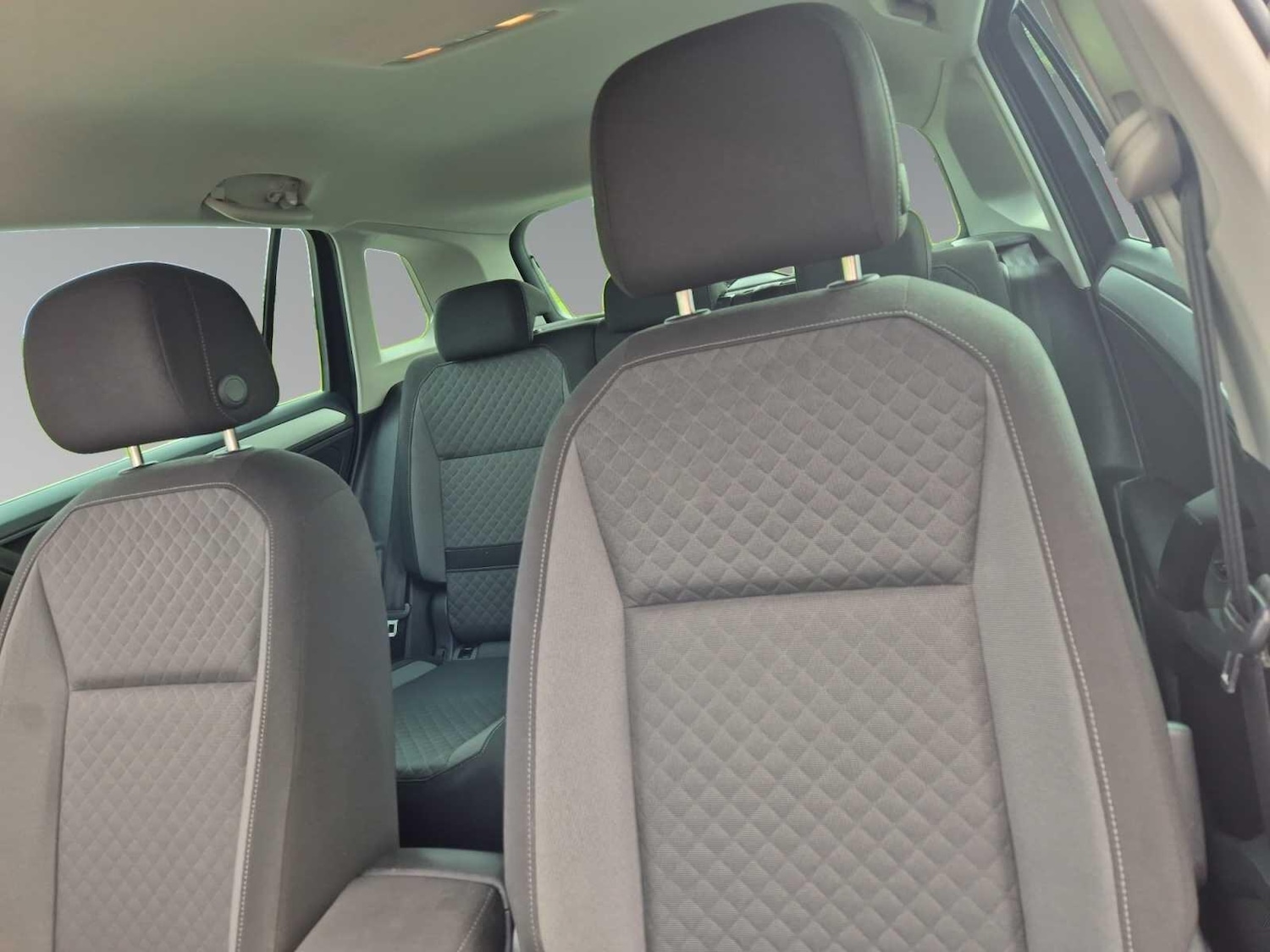 Used Volkswagen Tiguan 2019 for sale - 76991508: Photo 10