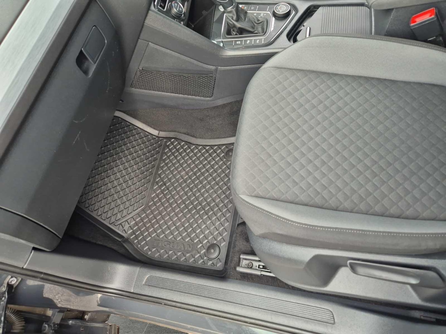 Used Volkswagen Tiguan 2019 for sale - 76991508: Photo 11