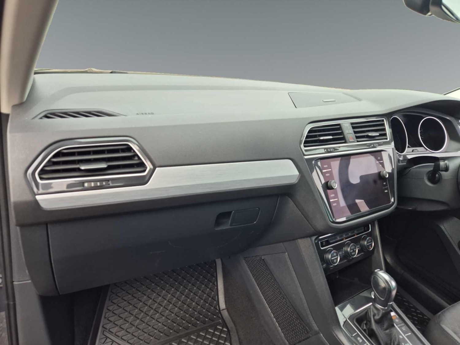 Used Volkswagen Tiguan 2019 for sale - 76991508: Photo 12