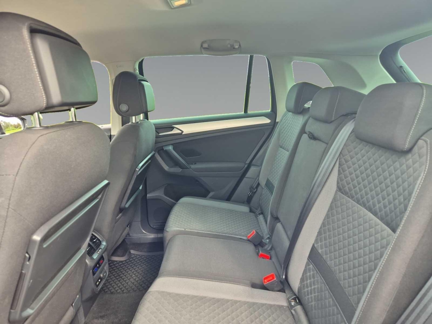 Used Volkswagen Tiguan 2019 for sale - 76991508: Photo 14