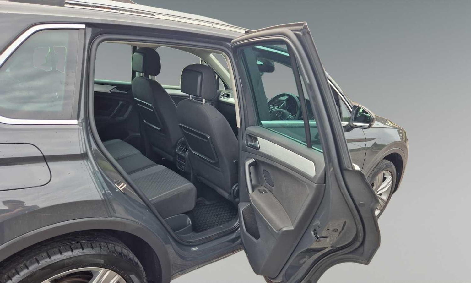 Used Volkswagen Tiguan 2019 for sale - 76991508: Photo 17