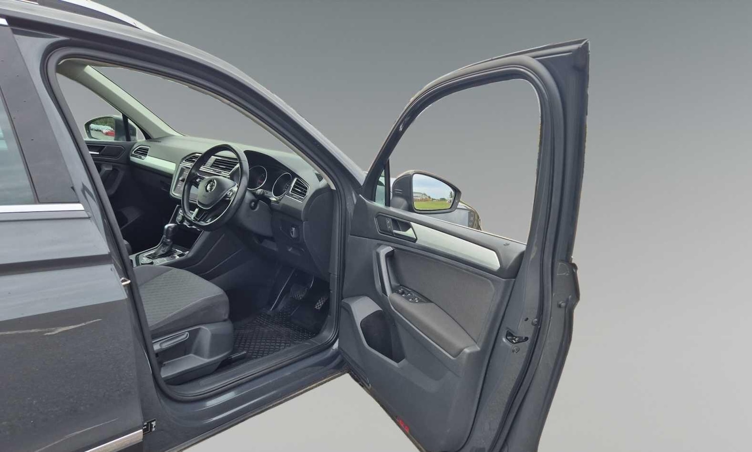 Used Volkswagen Tiguan 2019 for sale - 76991508: Photo 19