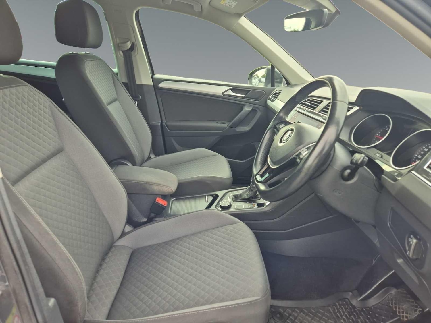 Used Volkswagen Tiguan 2019 for sale - 76991508: Photo 20