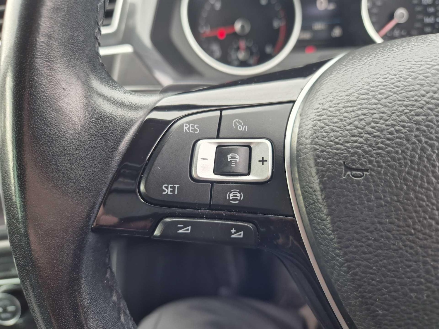 Used Volkswagen Tiguan 2019 for sale - 76991508: Photo 29