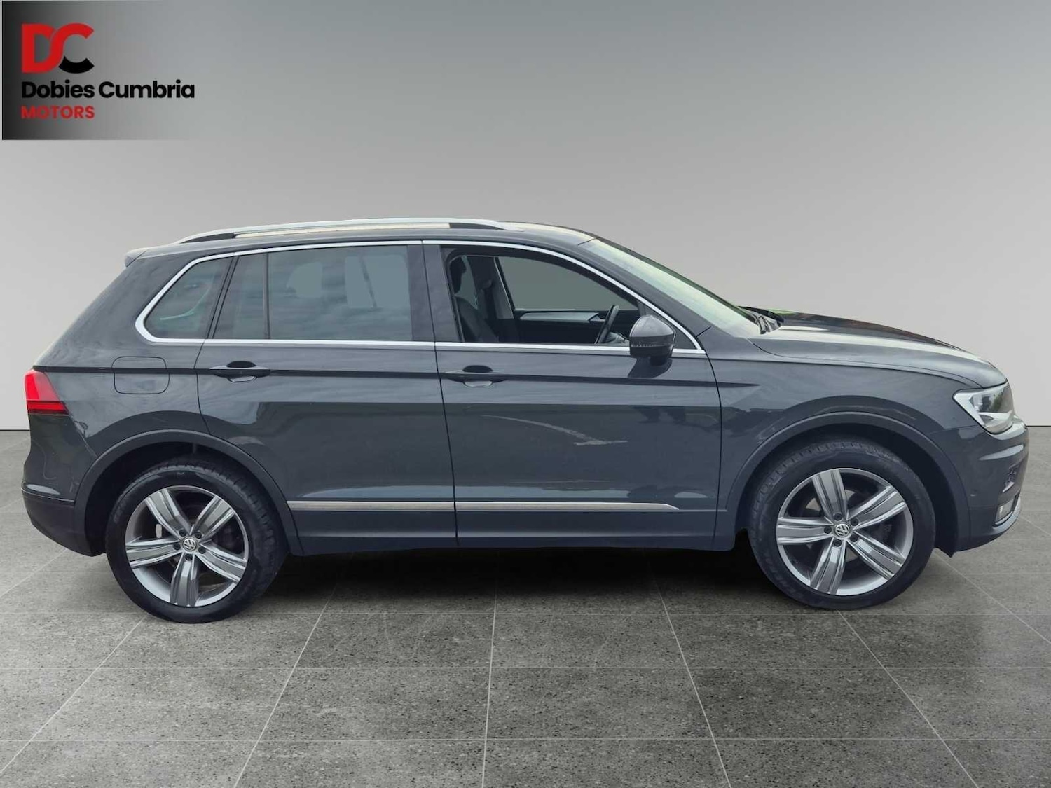 Used Volkswagen Tiguan 2019 for sale - 76991508: Photo 8