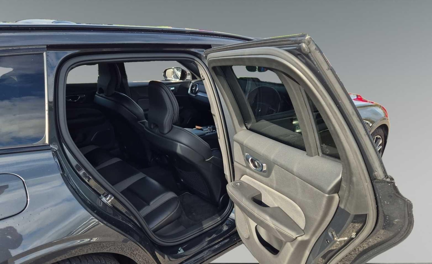 Used Volvo V60 2020 for sale - 76012644: Photo 16