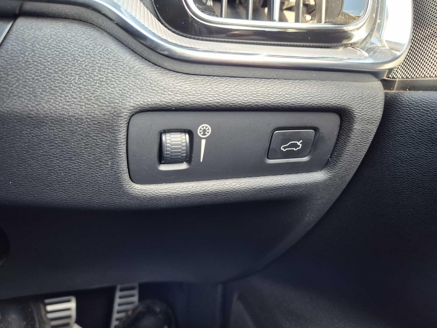 Used Volvo V60 2020 for sale - 76012644: Photo 36