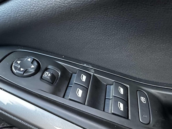 Used Vauxhall Grandland 2023 for sale - 73395559: Photo 40