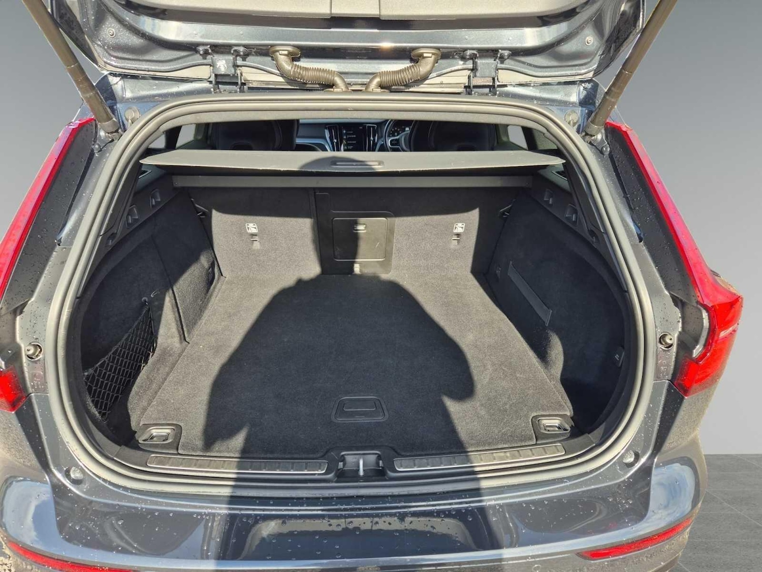 Used Volvo V60 2020 for sale - 76990411: Photo 15