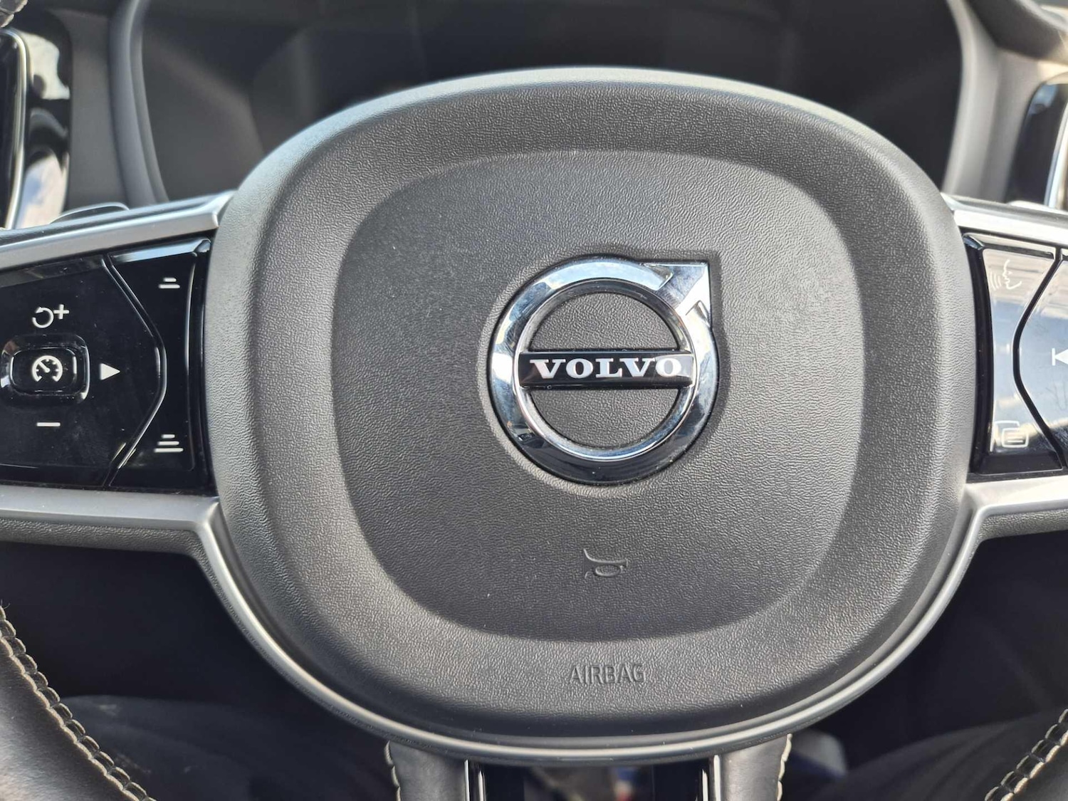 Used Volvo V60 2020 for sale - 76990411: Photo 27