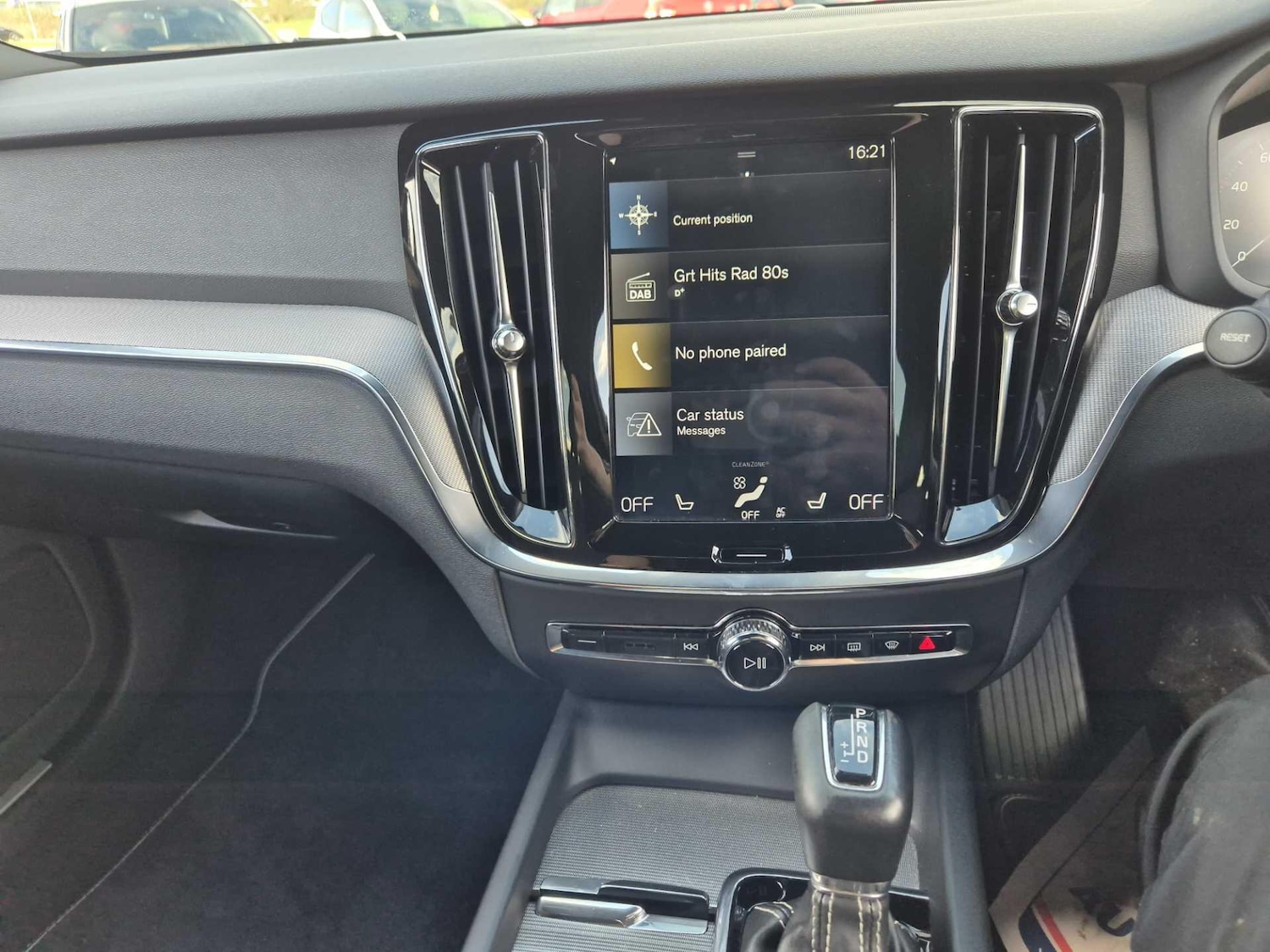 Used Volvo V60 2020 for sale - 76990411: Photo 31