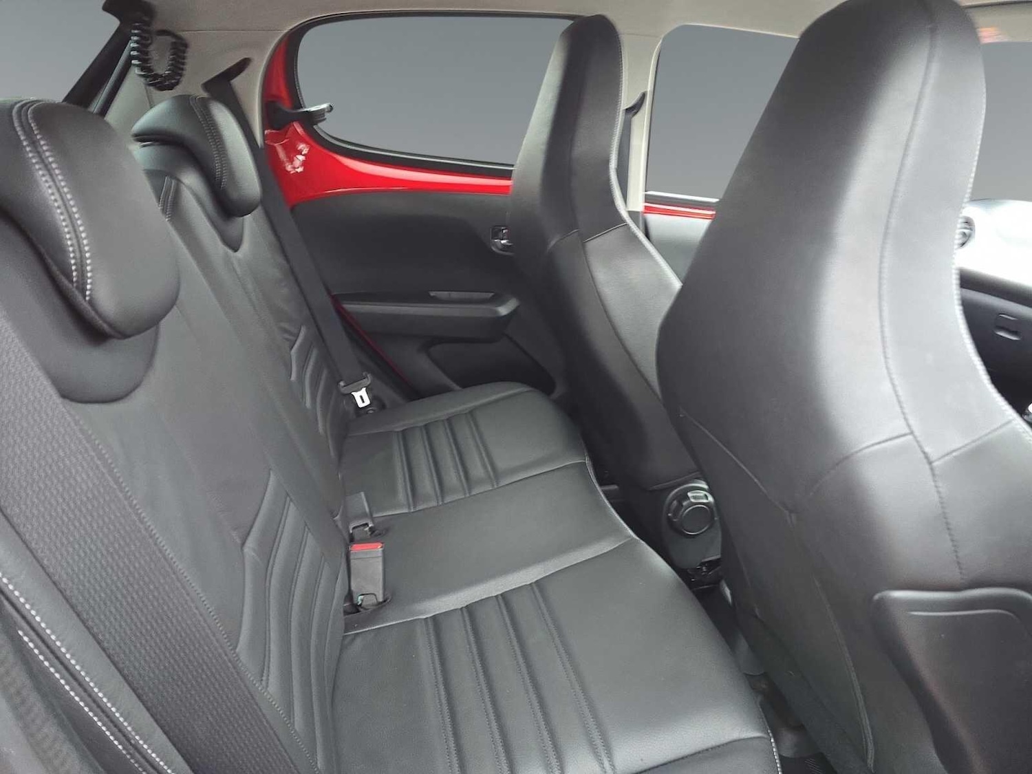 Used Peugeot 108 2016 for sale - 76735140: Photo 17