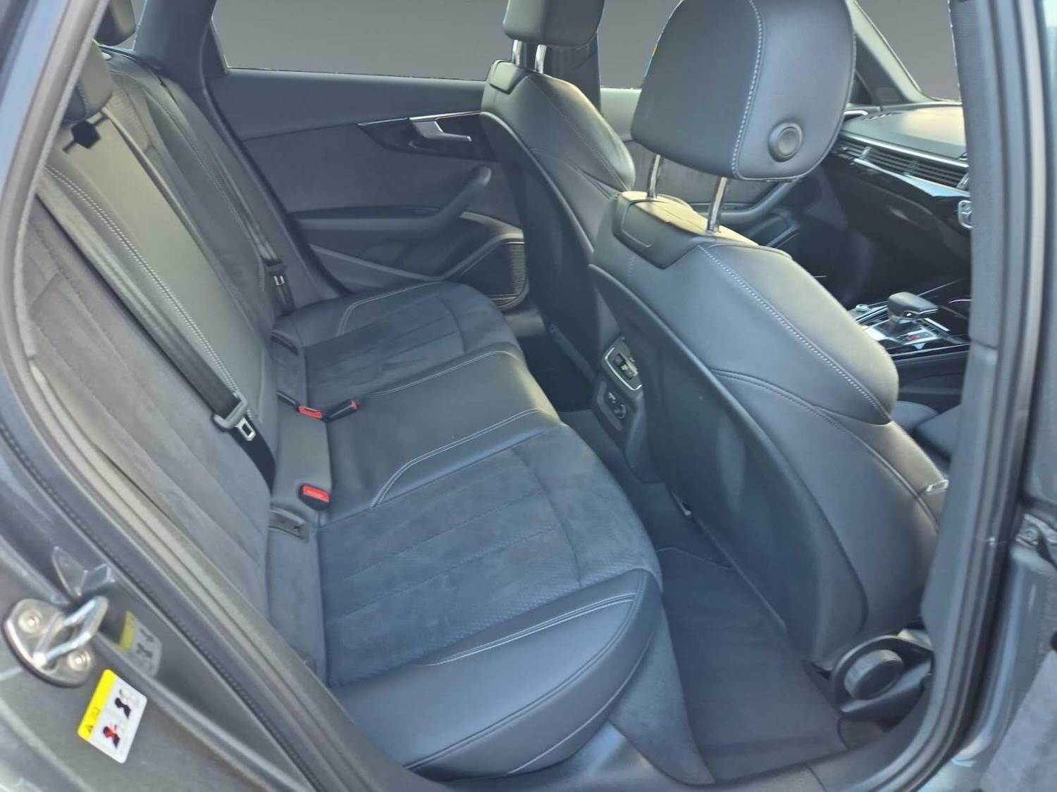 Used Audi A4 for sale - 76996315: Photo 17