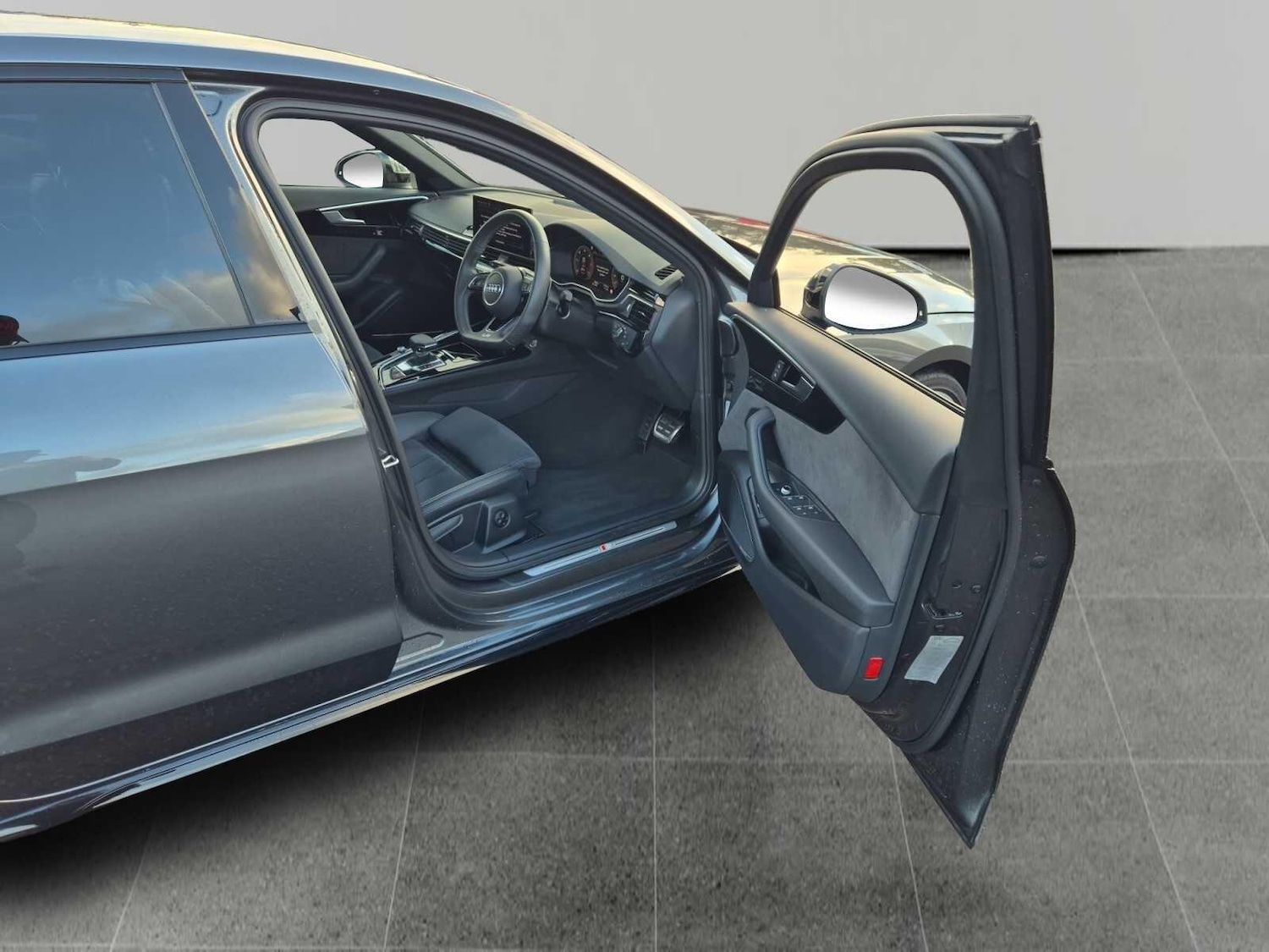 Used Audi A4 for sale - 76996315: Photo 18