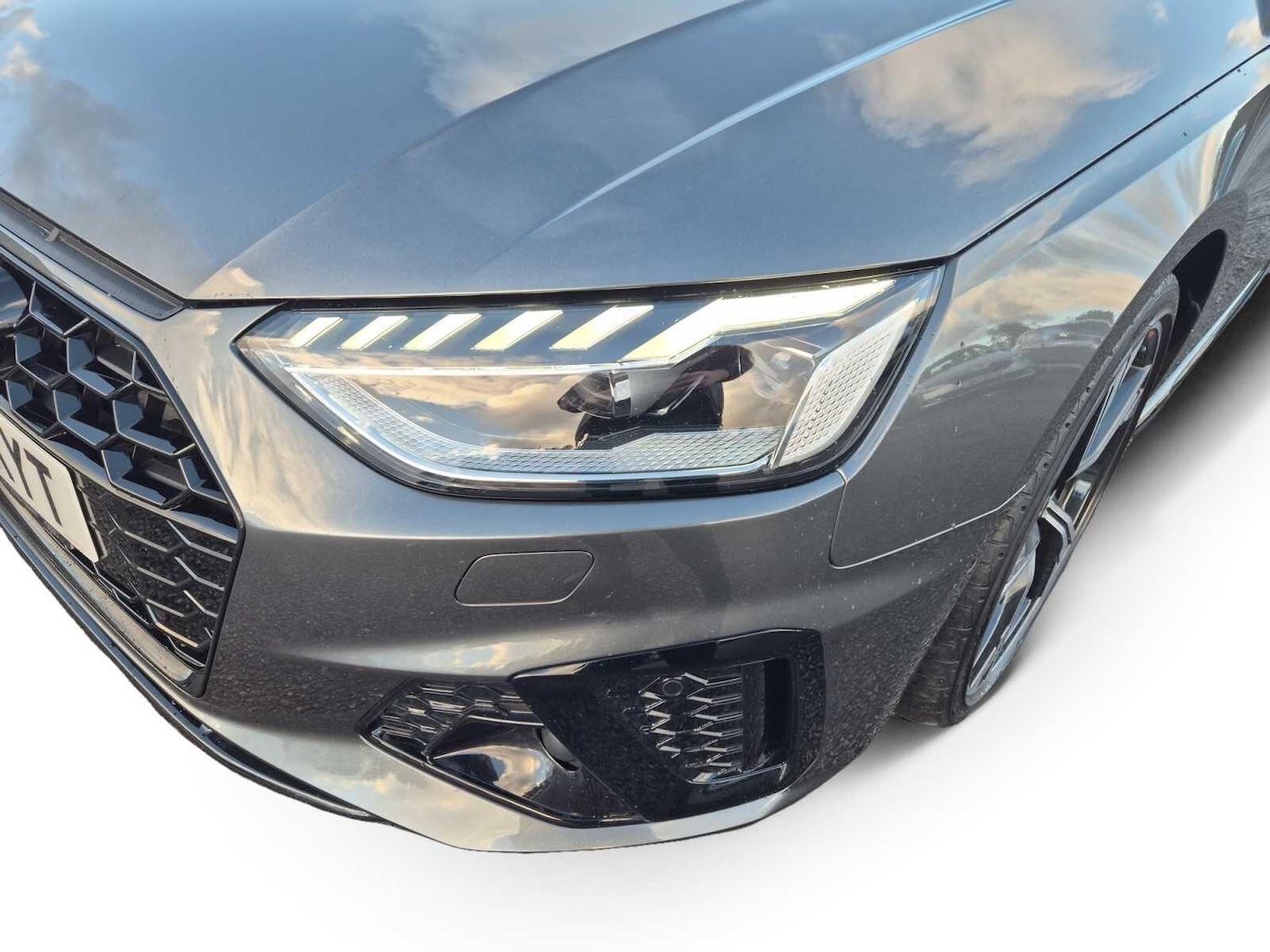 Used Audi A4 for sale - 76996315: Photo 25