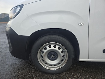 Used Vauxhall Combo 2024 for sale - 78471956: Photo