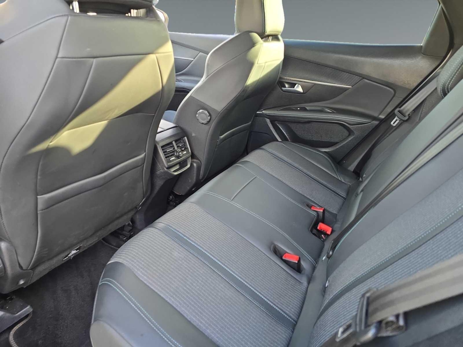 Used Peugeot 3008 2021 for sale - 76522326: Photo 13