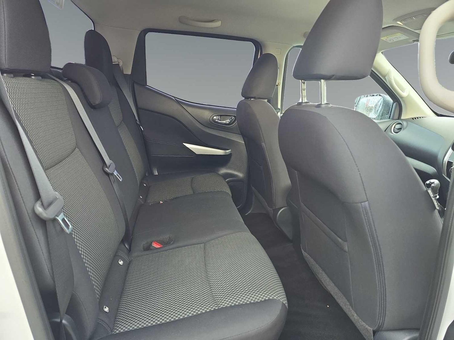 Used Nissan Navara 2019 for sale - 76728057: Photo 17